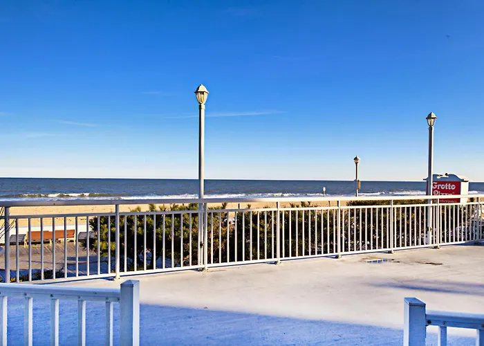 Hotel Commander & Ocean City